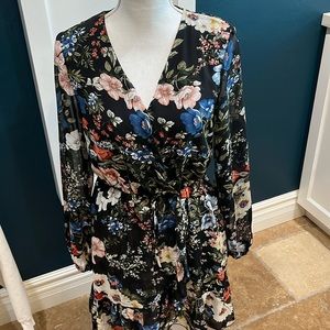 Miss Sparkling floral dress 👗